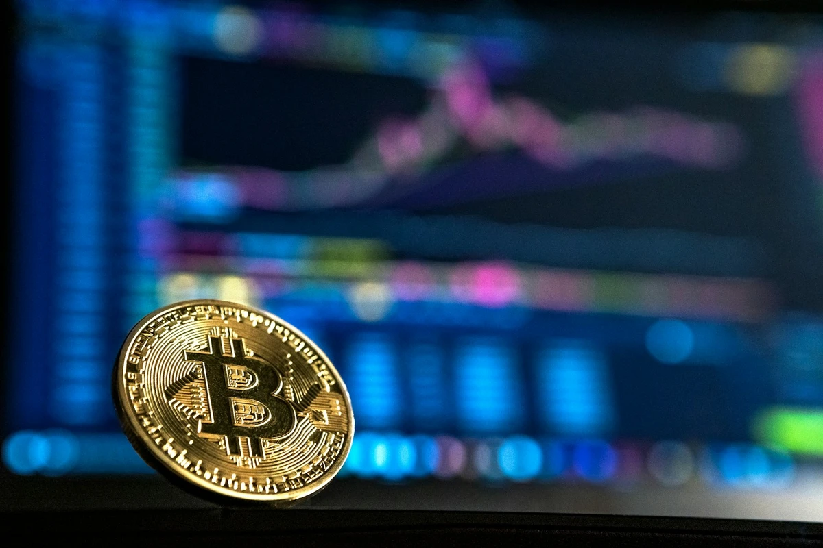 示例投研：一个 PoW 项目应该如何拆解文章封面